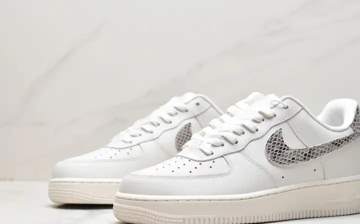 hype Nike Air Force 1