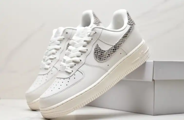 hype Nike Air Force 1