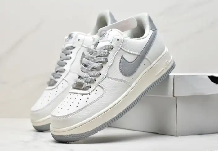 hype Nike Air Force 1