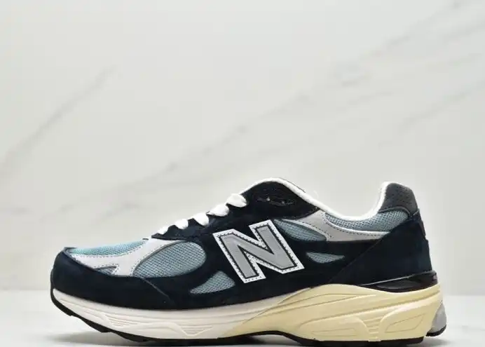 hype New Balance Sneakers