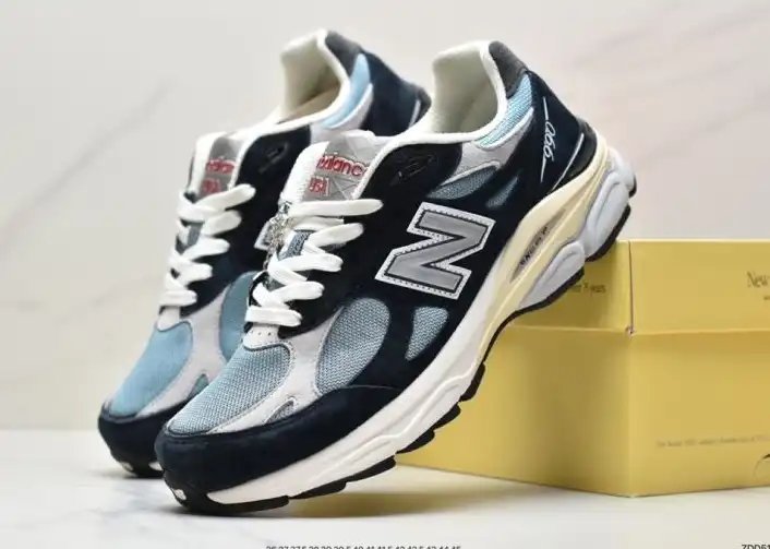 hype New Balance Sneakers