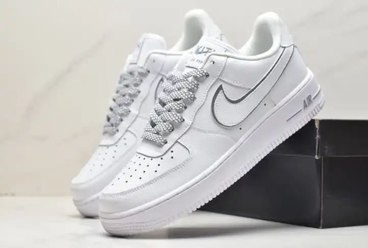 hype Nike Air Force 1