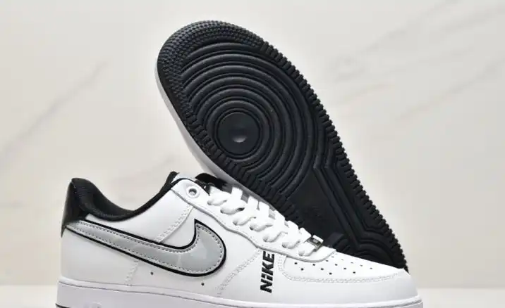 hype Nike Air Force 1