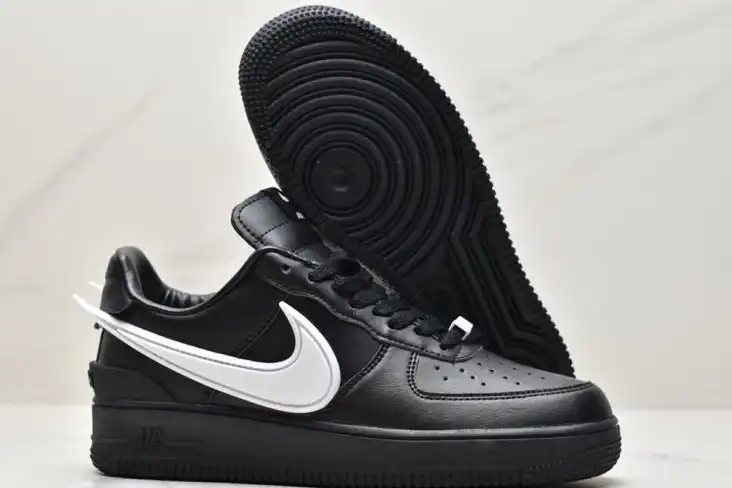 hype Nike Air Force 1