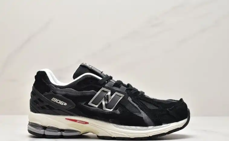 hype New Balance Sneakers