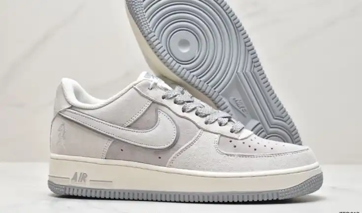 hype Nike Air Force 1