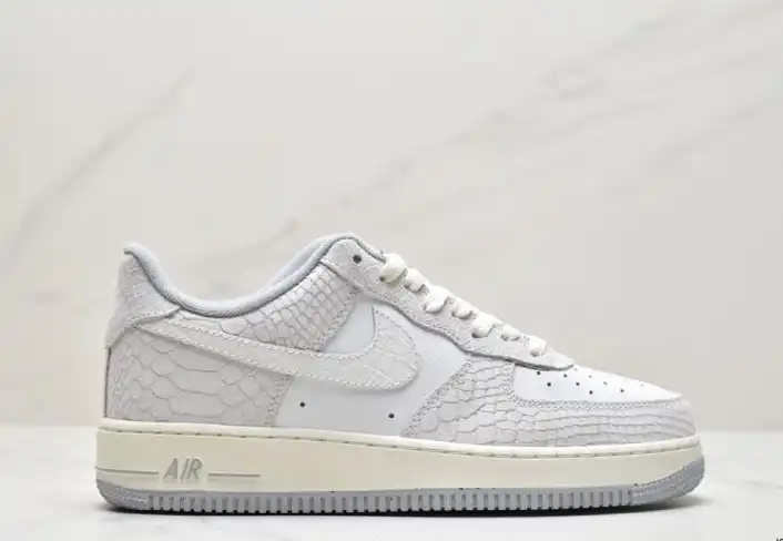 hype Nike Air Force 1