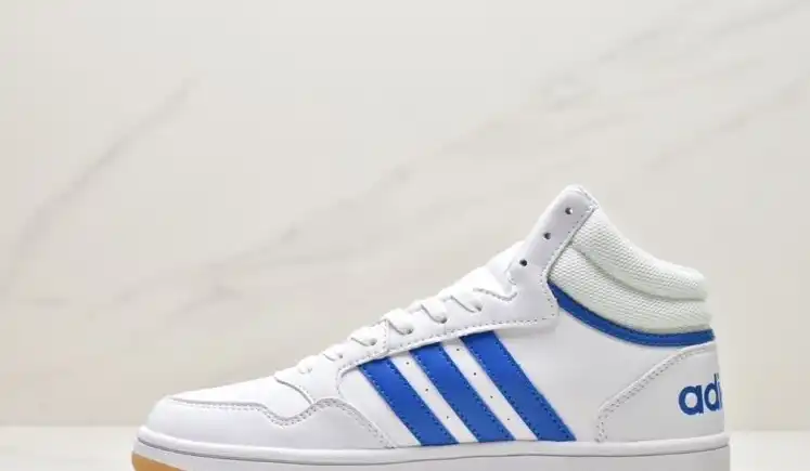 hype Adidas Sneakers