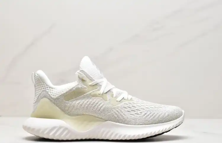 hype Adidas Sneakers