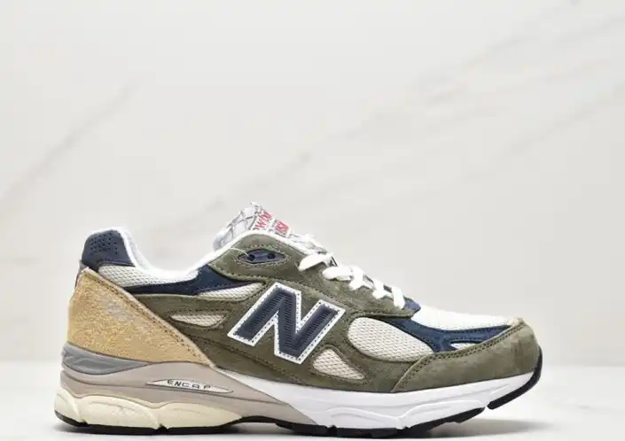 hype New Balance Sneakers