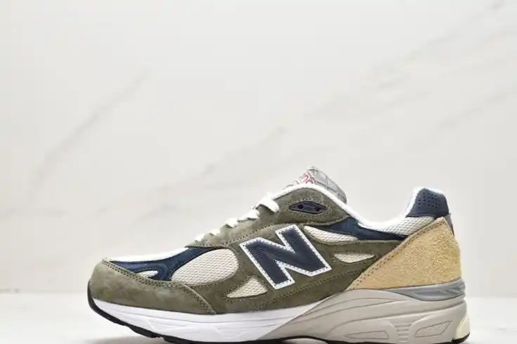 hype New Balance Sneakers