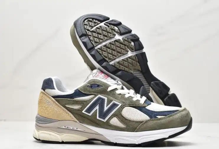 hype New Balance Sneakers