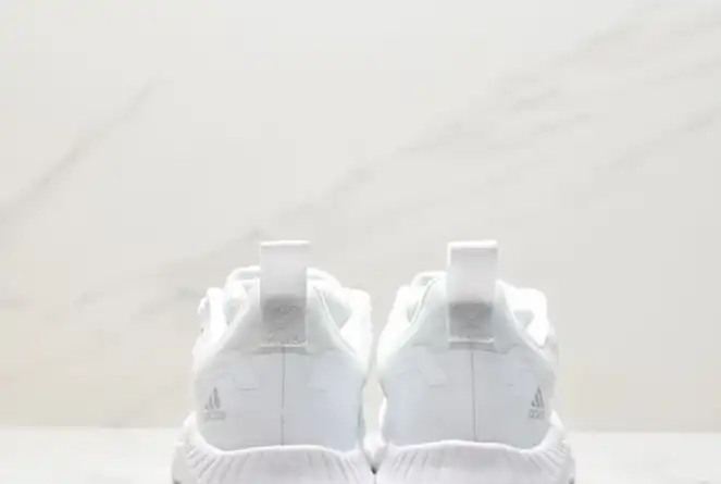 hype Adidas Sneakers