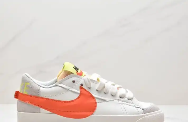 hype Nike Sneakers