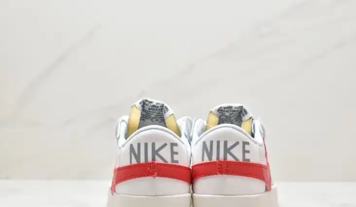 hype Nike Sneakers