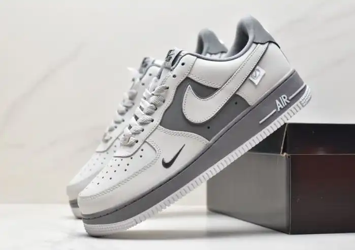 hype Nike Air Force 1