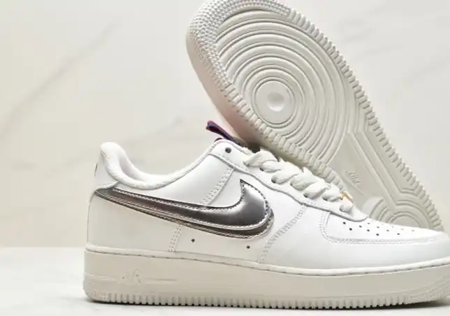 hype Nike Air Force 1