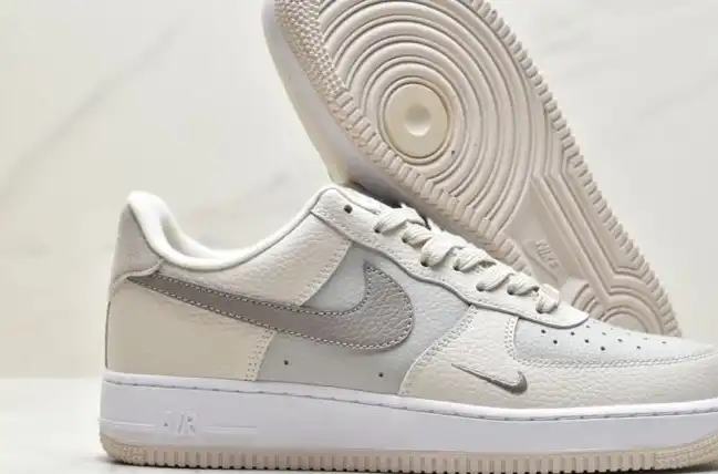 hype Nike Air Force 1