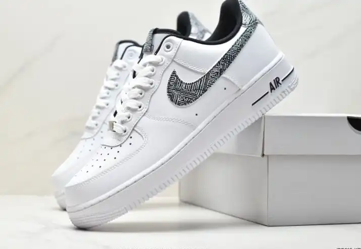 hype Nike Air Force 1