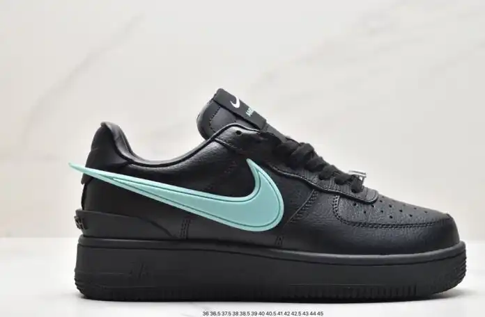 hype Nike Air Force 1