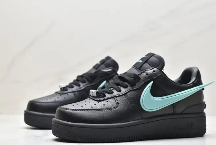 hype Nike Air Force 1