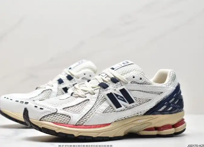 hype New Balance Sneakers