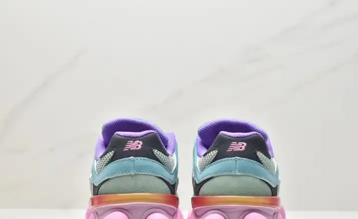 hype New Balance Sneakers