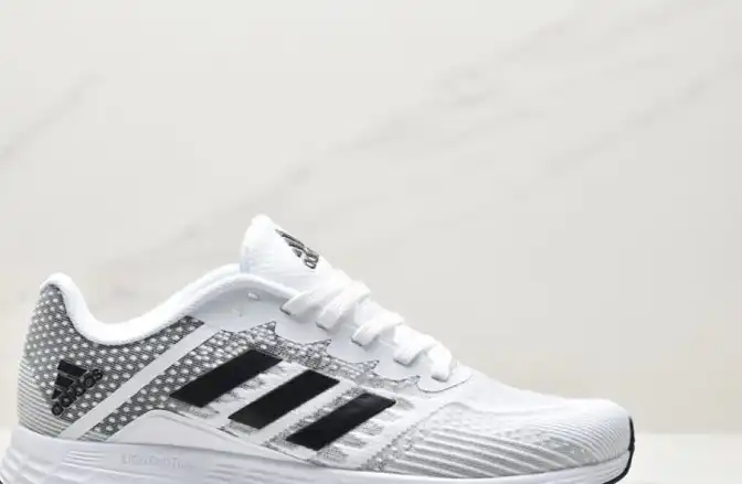 hype Adidas Sneakers