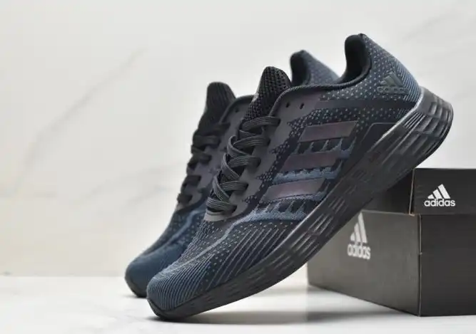 hype Adidas Sneakers