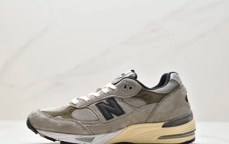 hype New Balance Sneakers