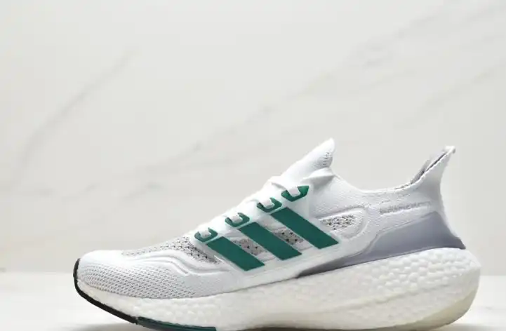 hype Adidas Sneakers