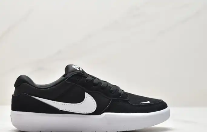 hype Nike Sneakers