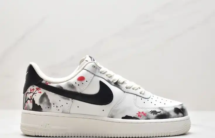 hype Nike Air Force 1