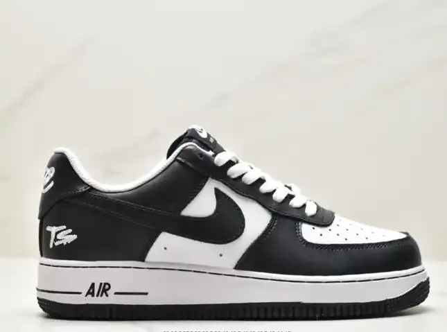 hype Nike Air Force 1