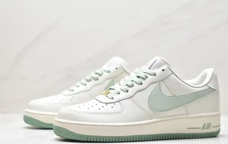 hype Nike Air Force 1