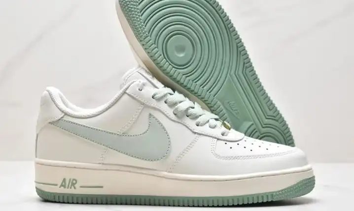 hype Nike Air Force 1