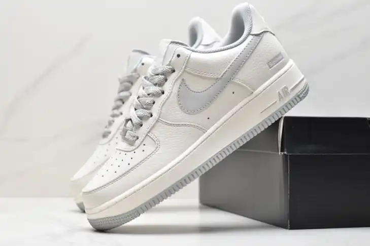 hype Nike Air Force 1