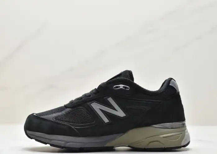 hype New Balance Sneakers