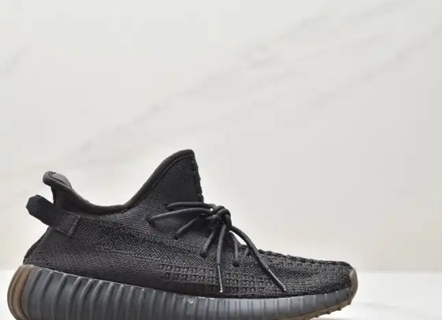 hype Adidas Yeezy Boost