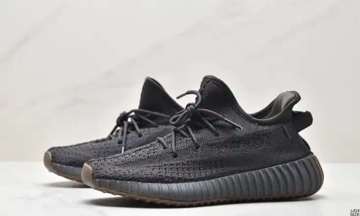 hype Adidas Yeezy Boost