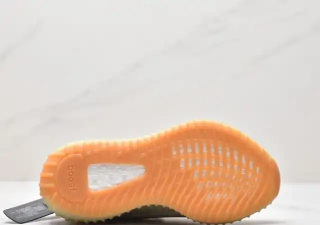 hype Adidas Yeezy Boost