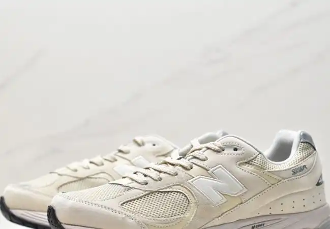 hype New Balance Sneakers