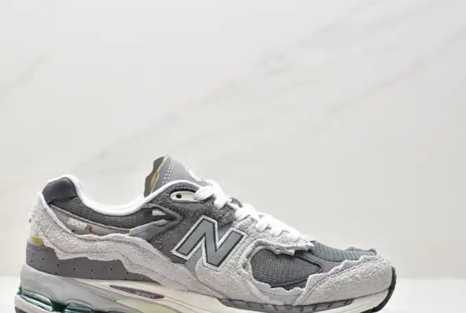 hype New Balance Sneakers