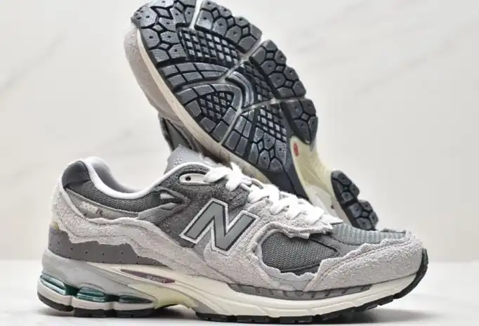 hype New Balance Sneakers