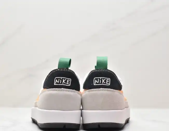 hype Nike Sneakers