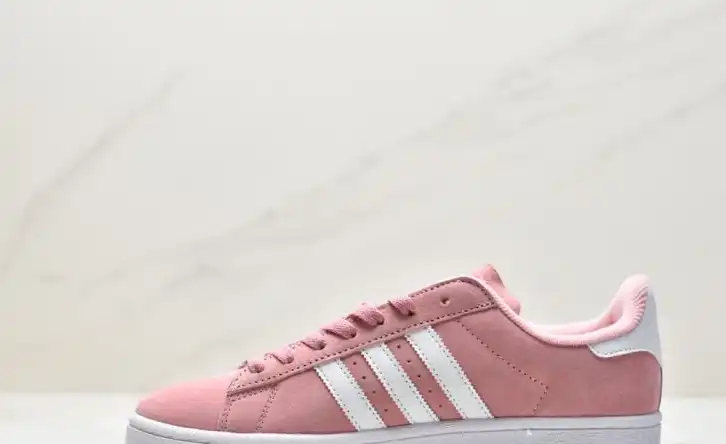 hype Adidas Sneakers