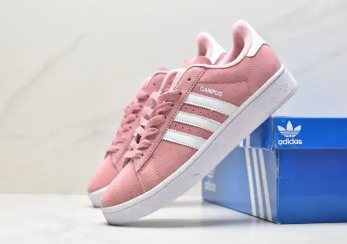 hype Adidas Sneakers