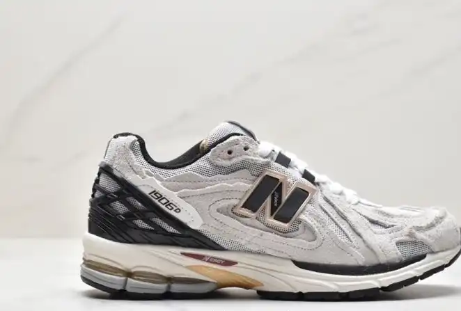 hype New Balance Sneakers