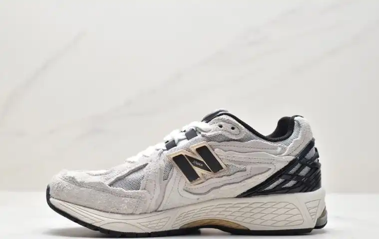 hype New Balance Sneakers