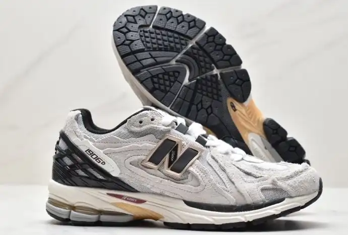 hype New Balance Sneakers